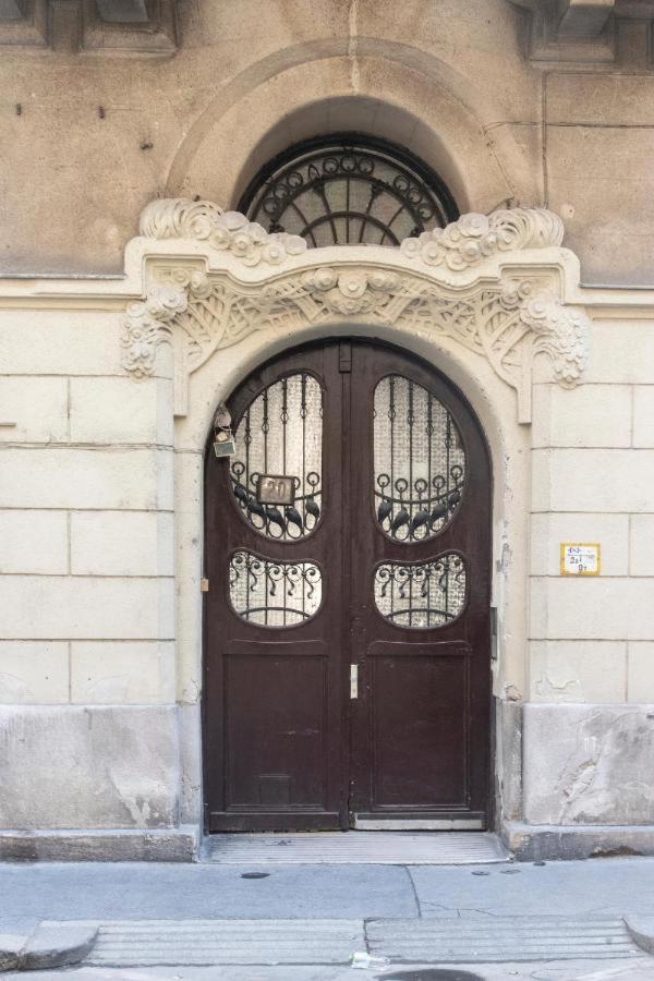 Central Relax Boutique Suites Budapest Exterior photo
